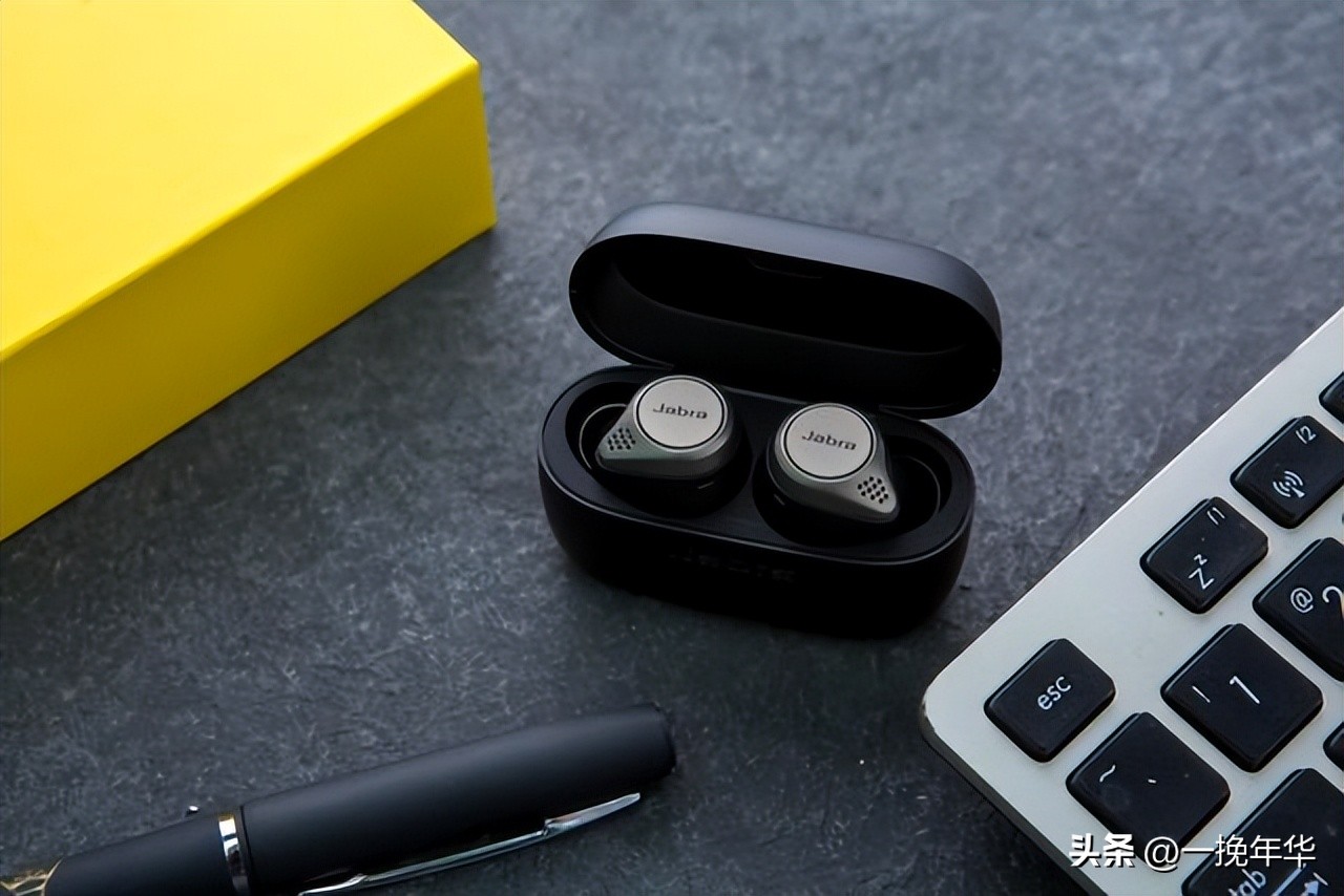 无线蓝牙耳机哪些品牌的比较好,颈挂式耳机和无线蓝牙耳机哪个好