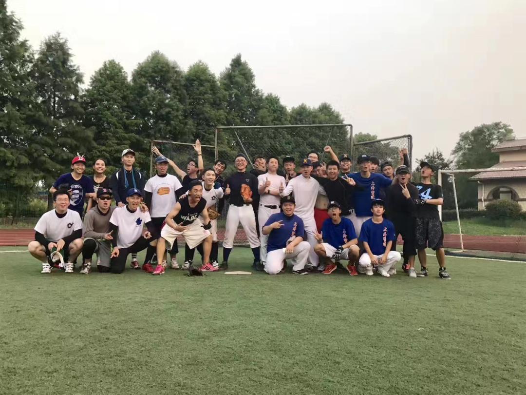 妫掔悆浜虹敓瀹屾暣瑙嗛,妫掔悆浜虹敓