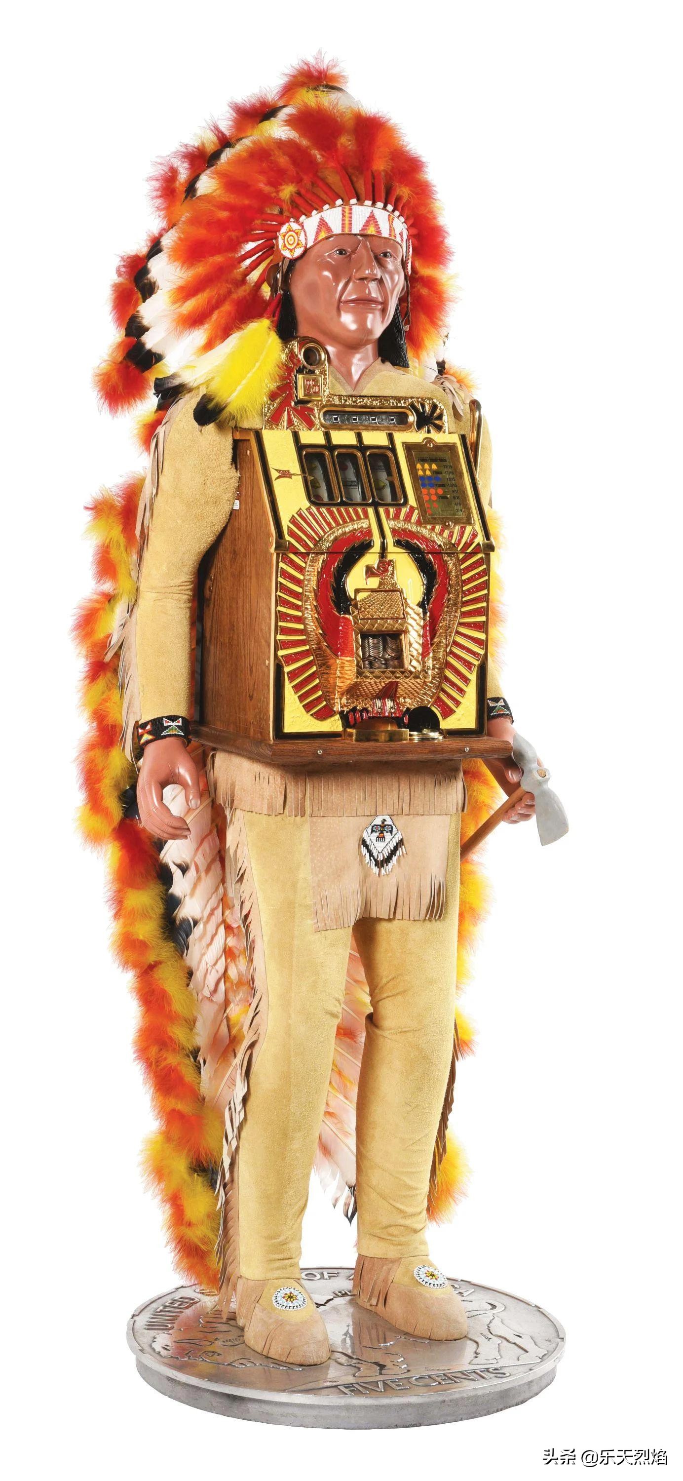 1895年——查理·费发明第一台商业老*机虎**