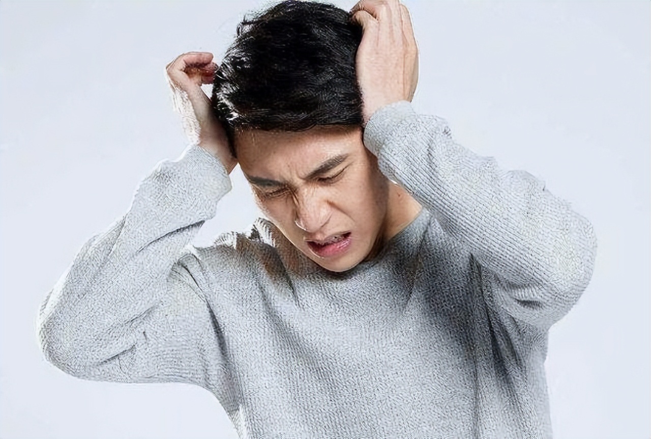 喝酒后身体出现六个症状要小心,喝酒后身体出现的4种信号