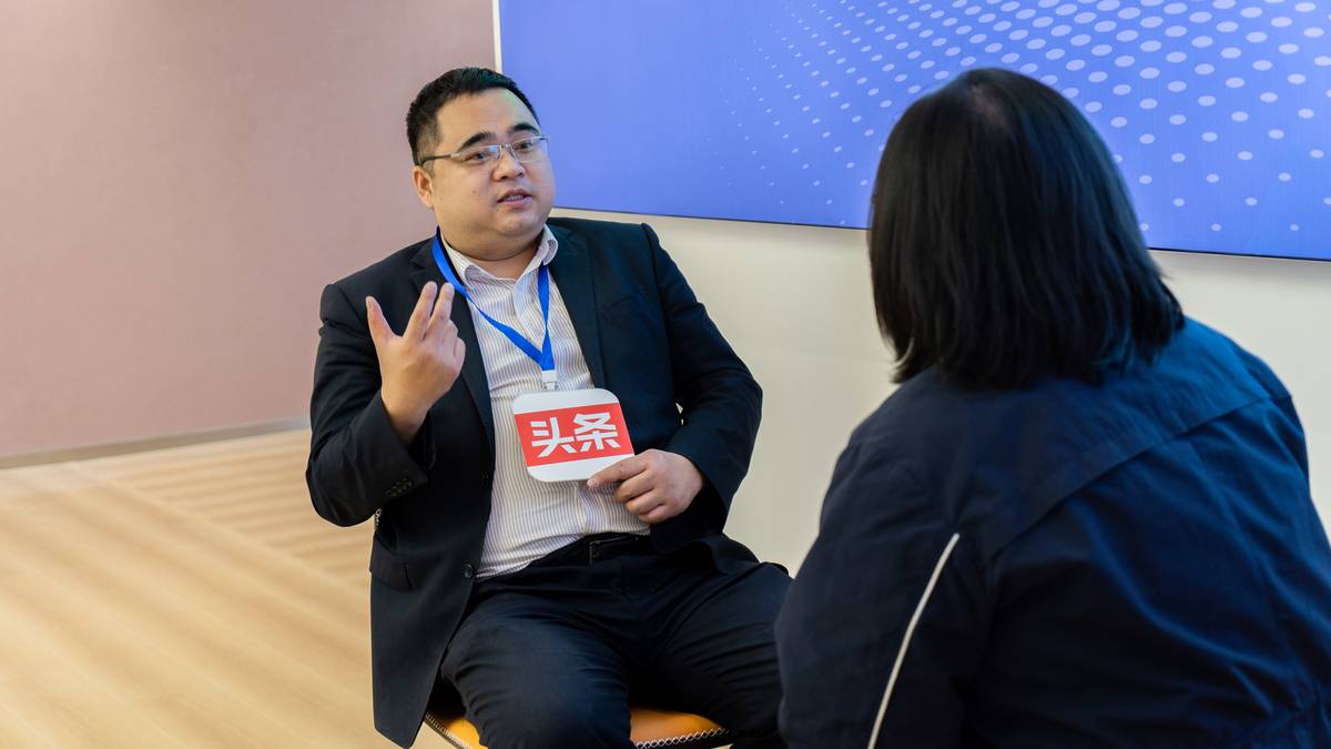 尼彩熊晶瓷漆曾旭峰：乐享健康生活引领涂料行业发展