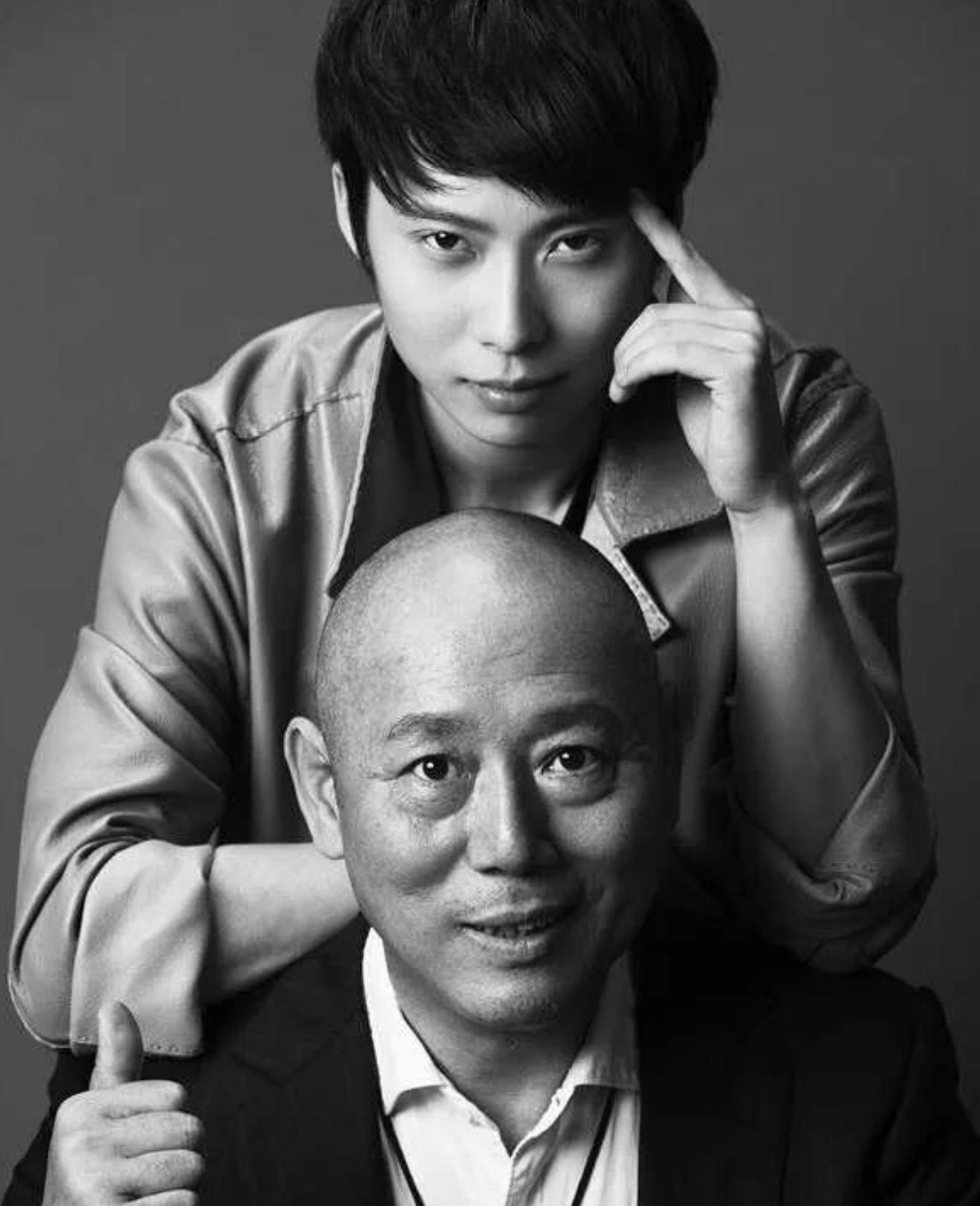 自己住豪宅娶娇妻，却对儿子30年不闻不问，晚年欲买豪车劝子回家