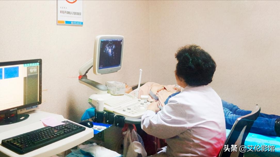 湖北36岁女子怀孕27周羊水破了，医生判定宝宝救不活，女：保孩子