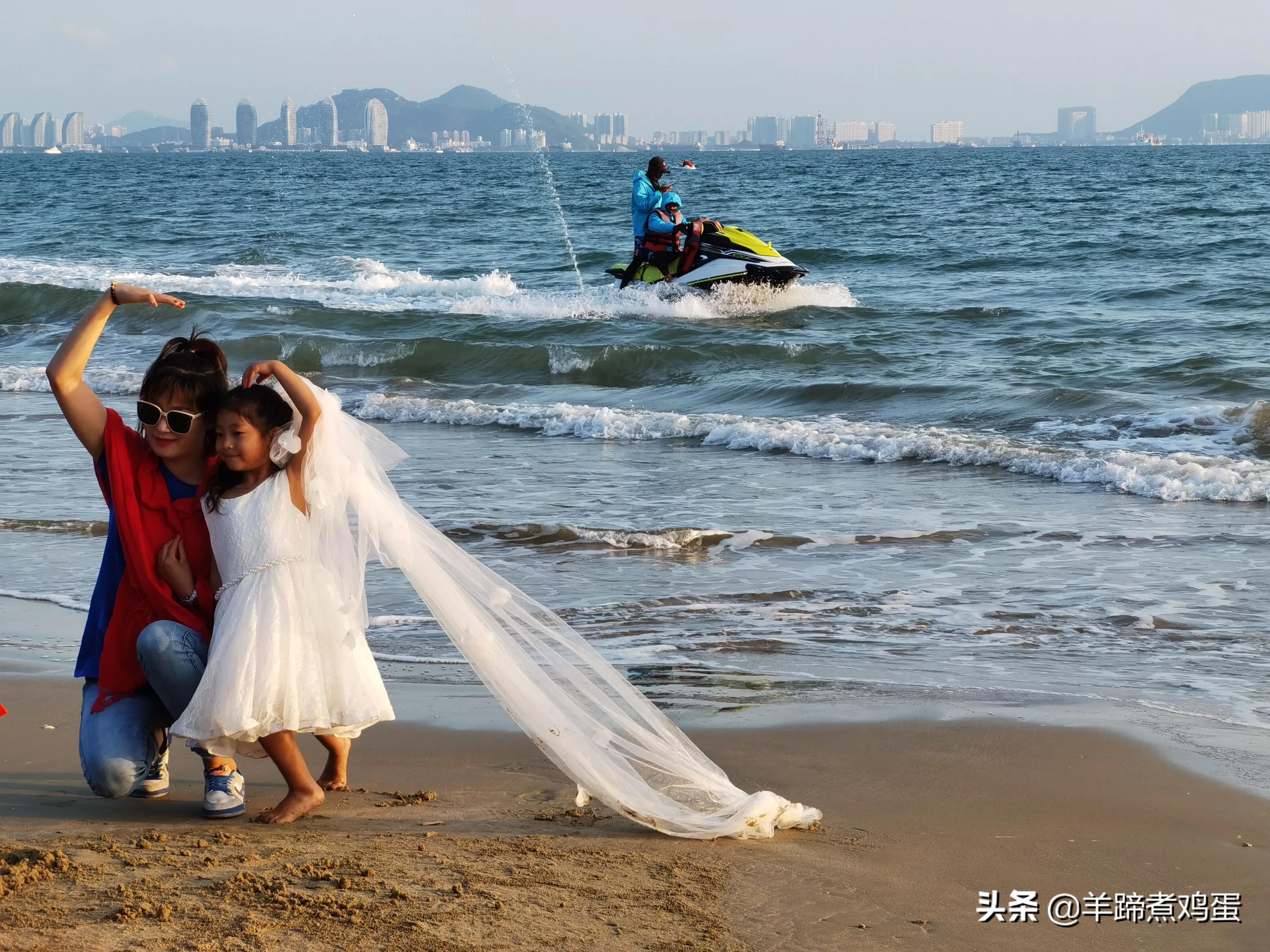 三亚椰梦长廊日落绝美,三亚湾椰梦长廊看夕阳最佳观赏点