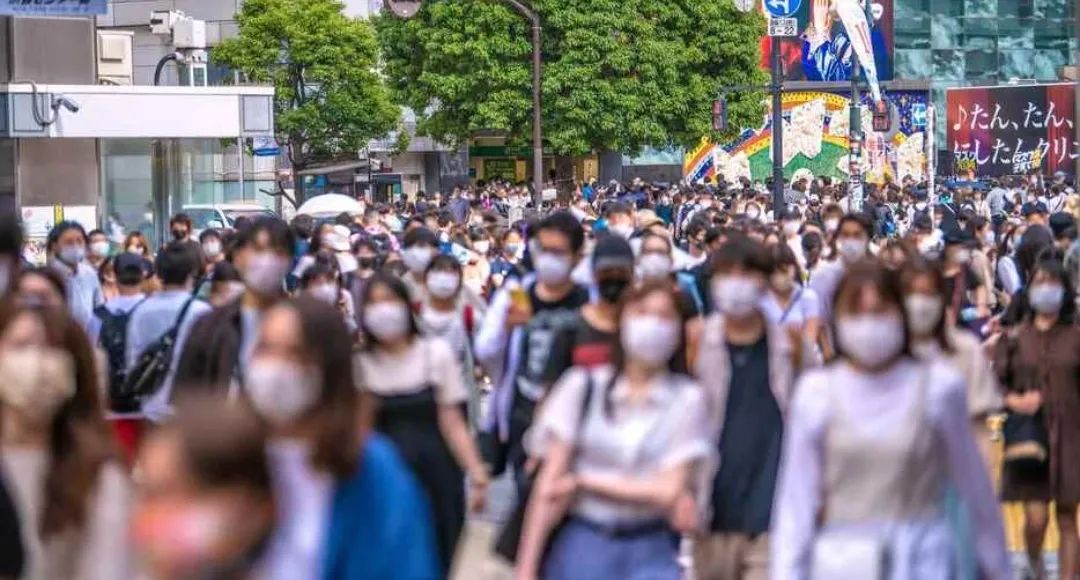 日本政府给中国人发钱吗,日本政府给老百姓发钱