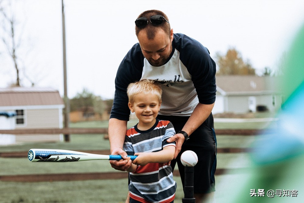 为什么美国人喜欢打橄榄球,为什么美国人喜欢玩棒球