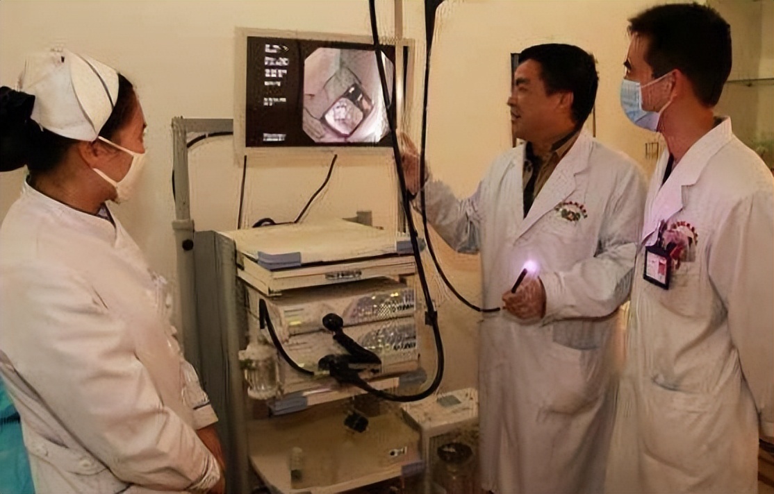 无痛肠镜和普通肠镜有什么区别,肛肠科做无痛肠镜多少钱