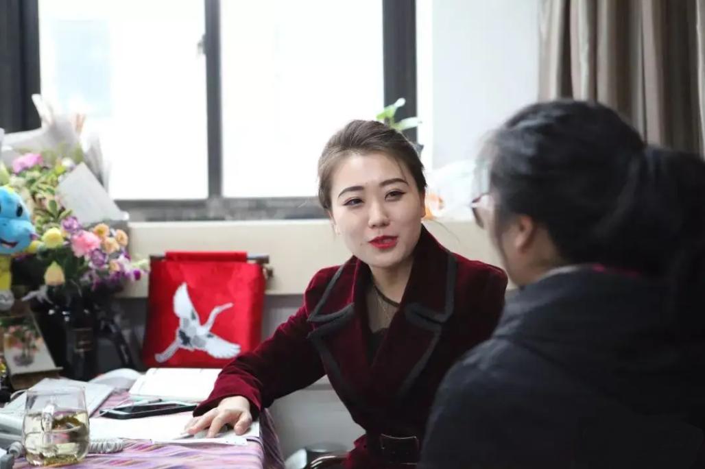 当大学辅导员要辅导员证吗,当大学辅导员需要考什么教资