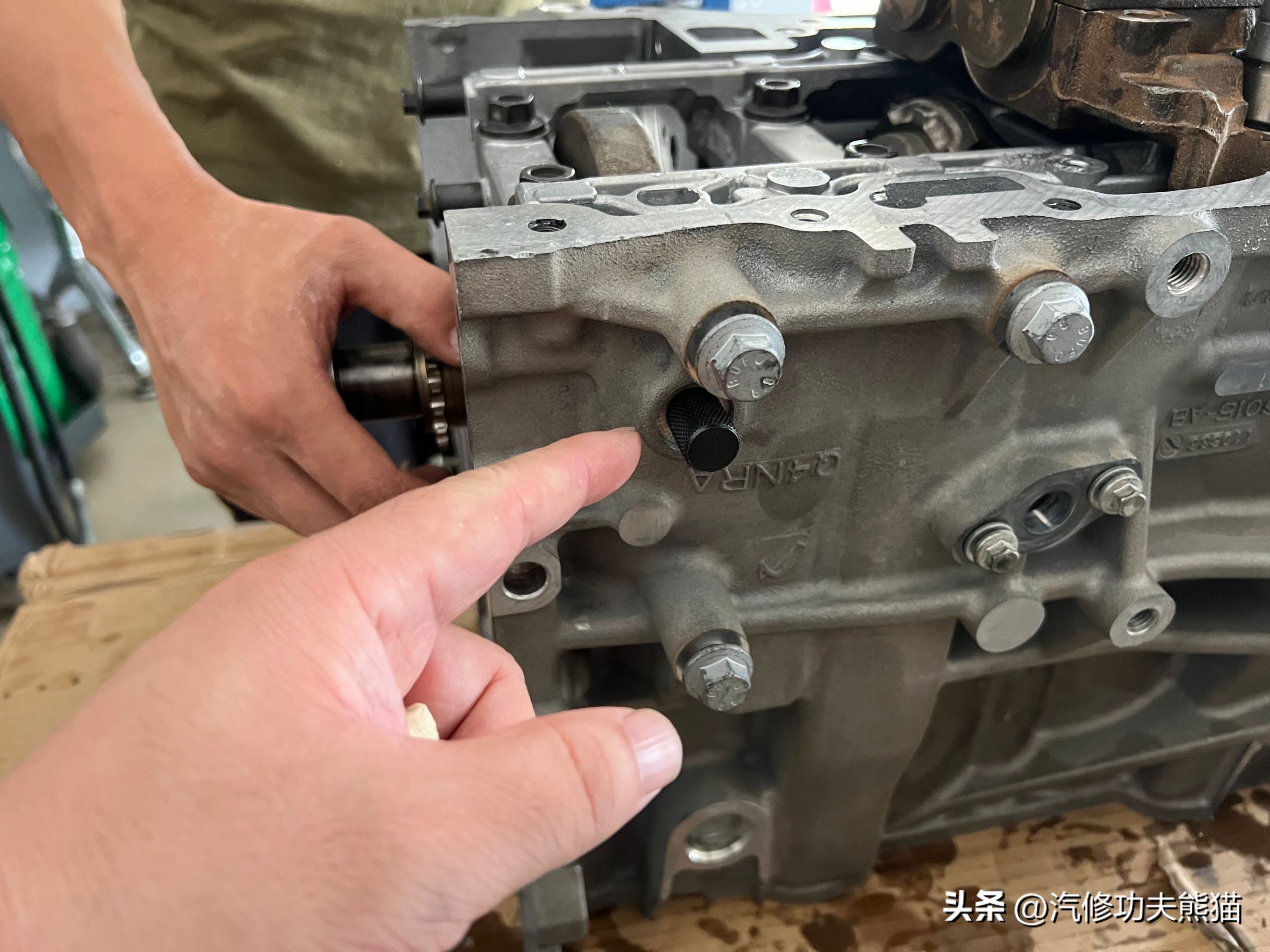 沃尔沃2.0t烧机油维修方案,沃尔沃2.0t多少公里烧机油