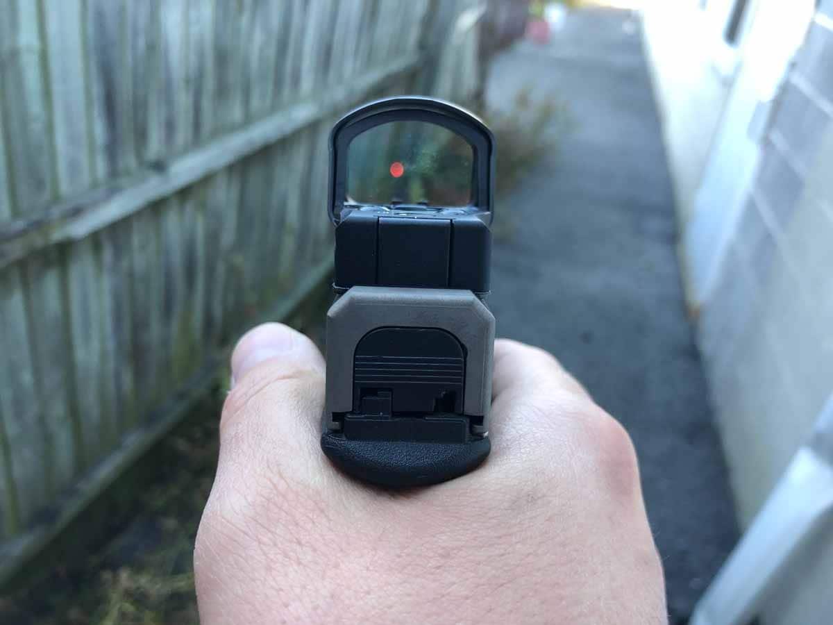 新老红点：TrijiconRMR与LeupoldDeltaPointPro对比