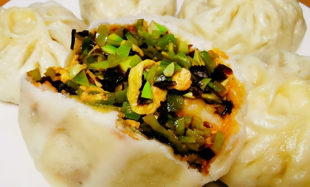 白菜韭菜馅儿包子放点木耳,韭菜白菜蒸包子的做法