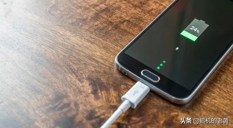 旧手机特别卡还能修吗,手机频繁卡顿建议换什么手机