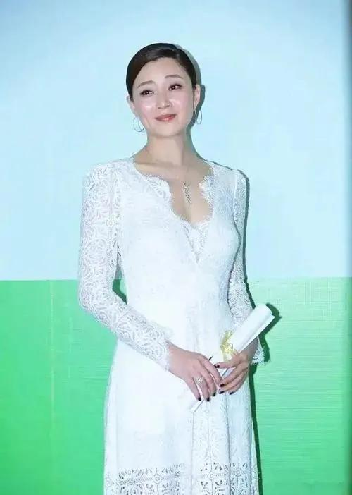 “水蜜桃”殷桃那些不为人所知的激情往事