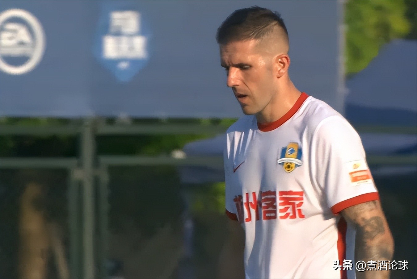 中超争议判罚越位后续,中超第一轮争议判罚成都