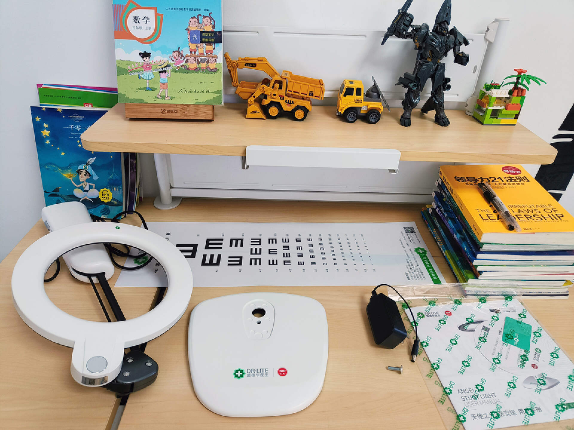 2000+的台灯，爱德华天使之光2儿童润眼灯表现如何？实测看效果！