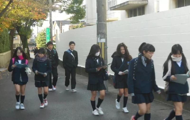 日本人迁移到中国哪里建学校,日本转校生来中国上学