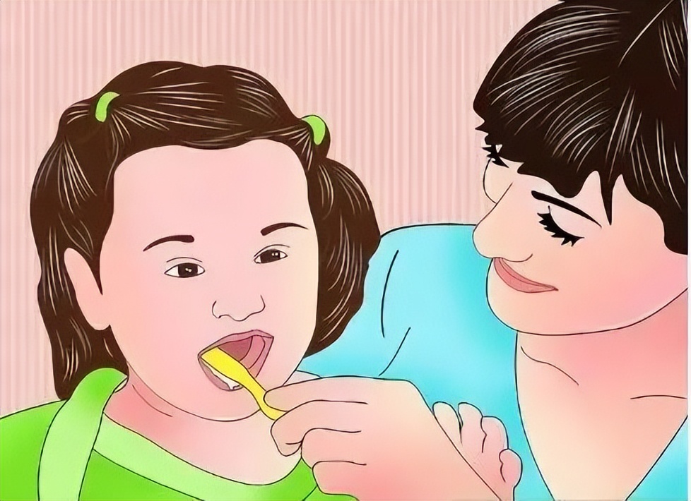 宝宝爬围栏磨牙,长牙宝宝啃围栏