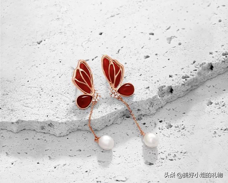 母亲节礼物40-50岁实用首饰套装,母亲节首饰礼物推荐