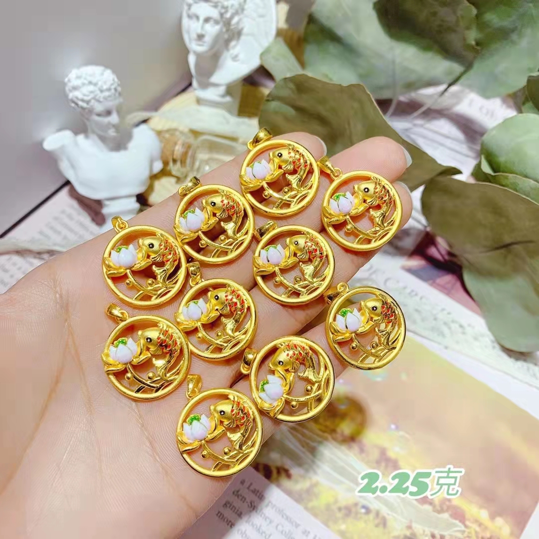 国际金价涨至年内新高2013,国际金价2023年涨超13