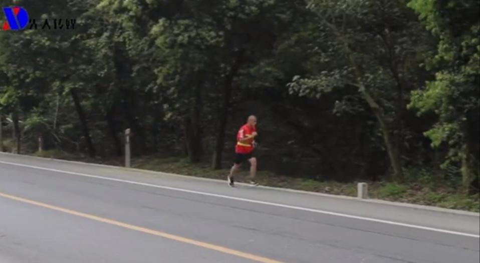 藤县长跑至北京五周年：岭景诗社赞“印象公益”“北跑勇士”诗词