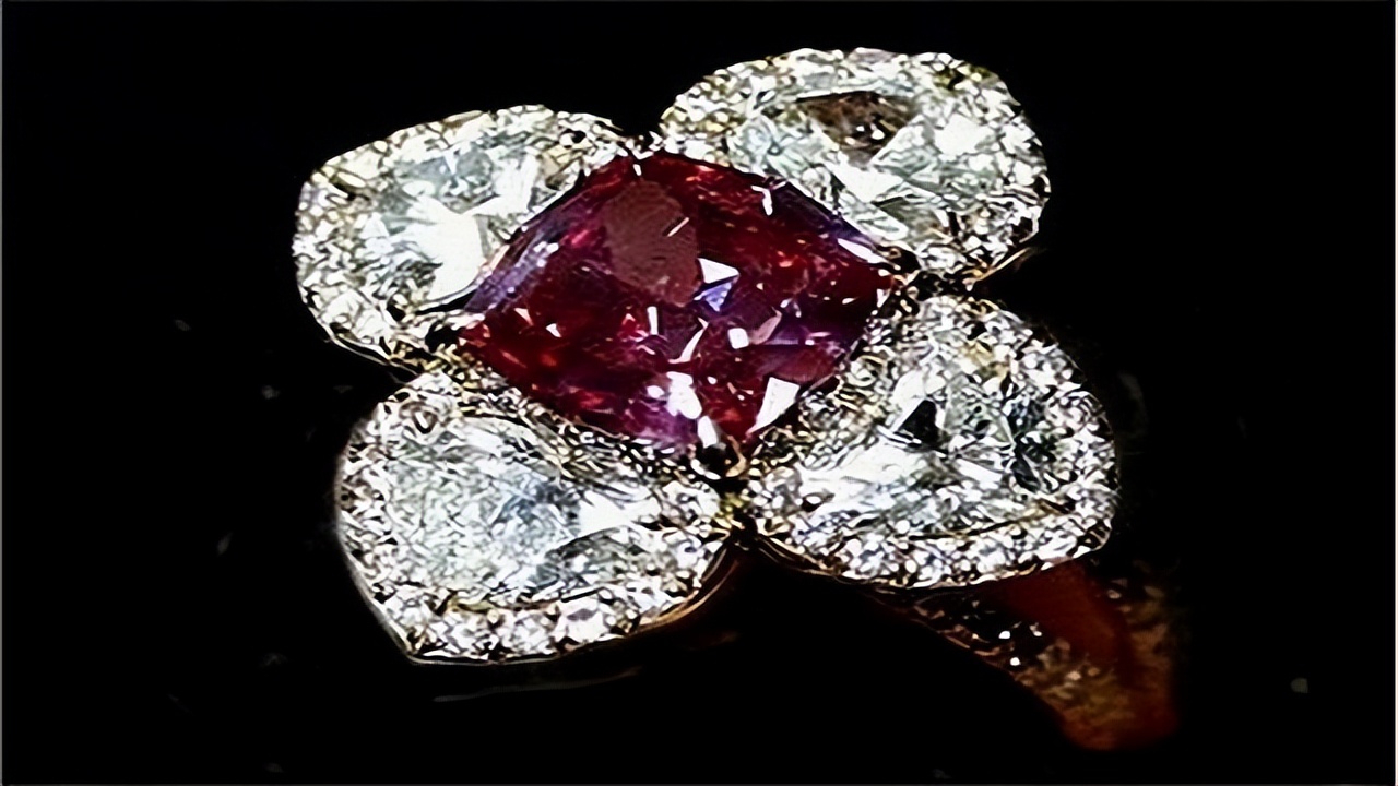 世界上最昂贵的戒指,盘点世界上最豪华的10枚戒指