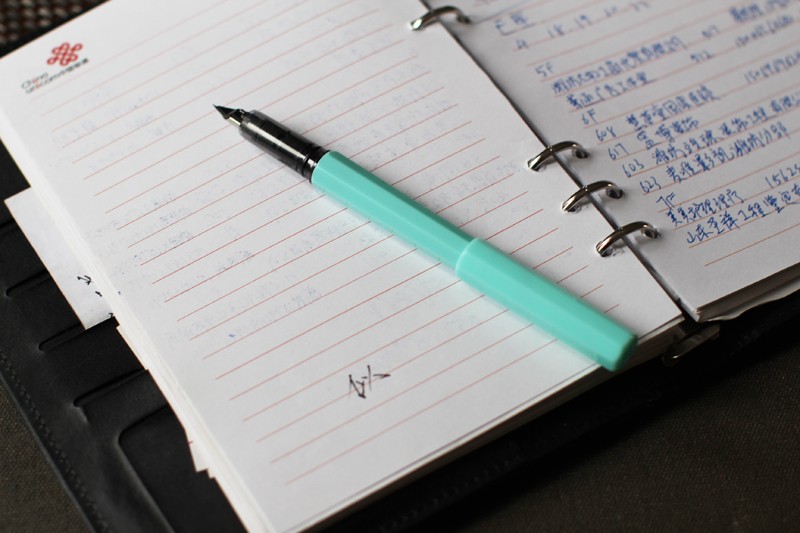 便宜又好用的钢笔推荐平价,推荐小钢笔