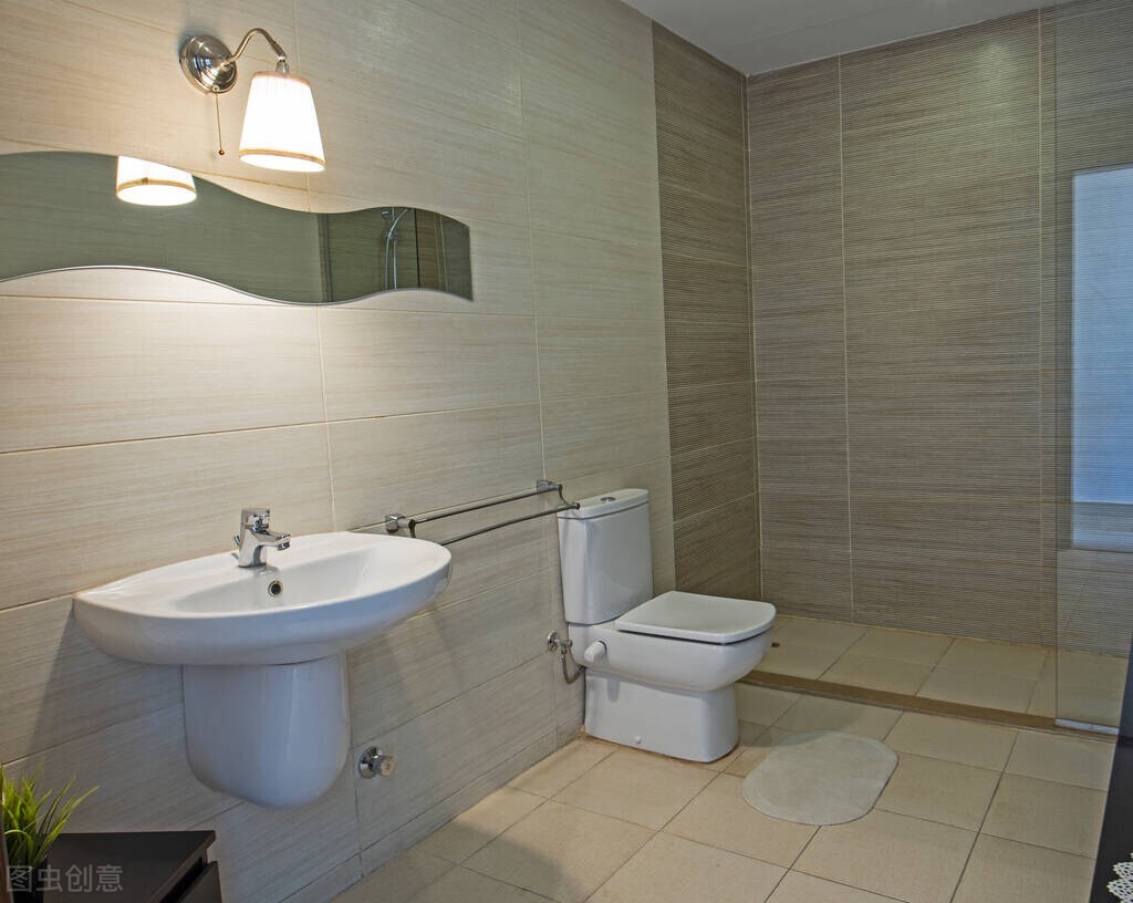 什么样的浴室柜防水效果好,浴室柜哪种板材防水防潮