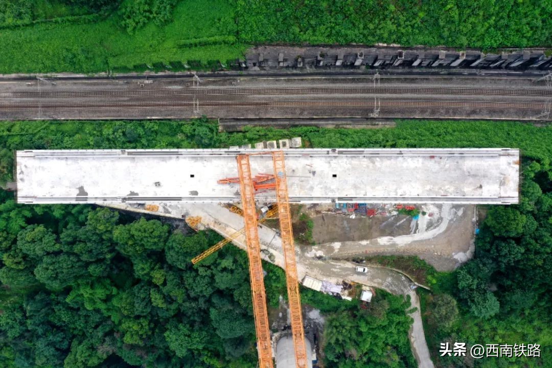 渝昆高铁设计时速是多少公里,渝昆高铁时速是多少