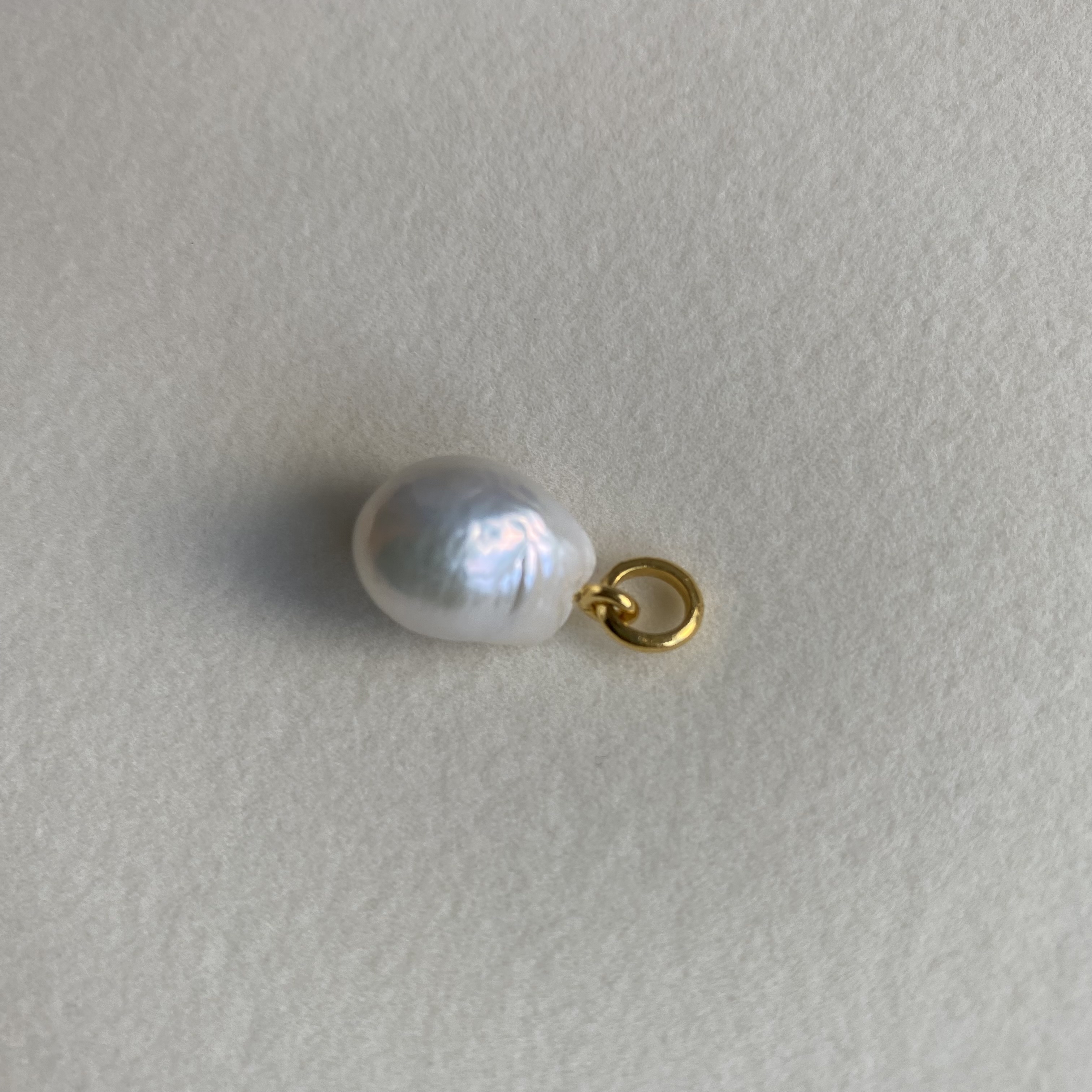 适合女生戴的精致珍珠项链,女神这样戴珍珠项链时尚又优雅