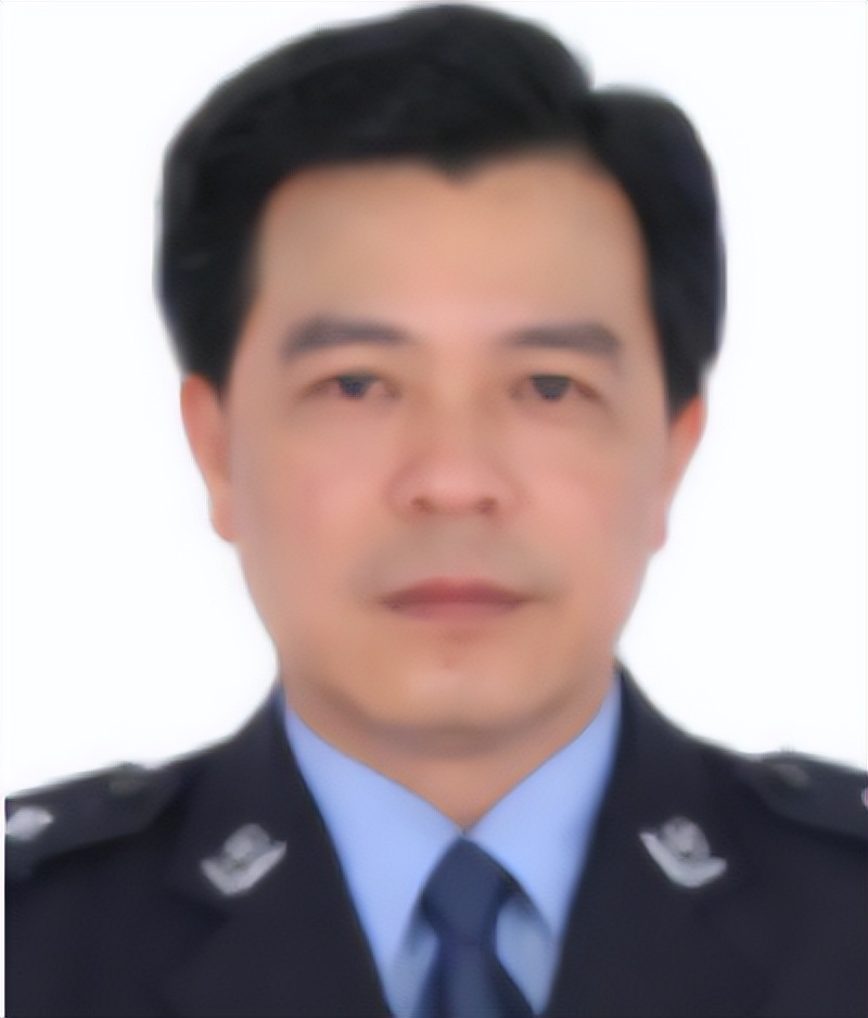 最新执法人员通报,执法人员反腐