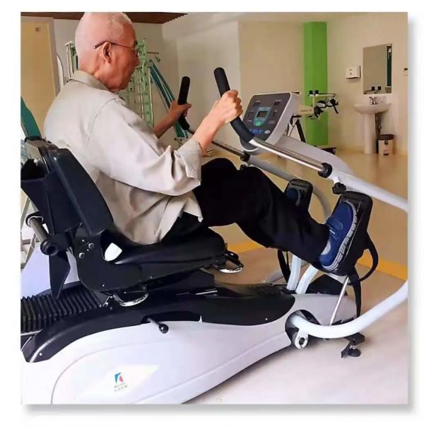 给亲人的一封信900字,给失智老年人家属的一封信