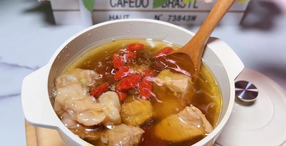 安神助眠每天几颗莲子,莲子有安神助眠的作用吗