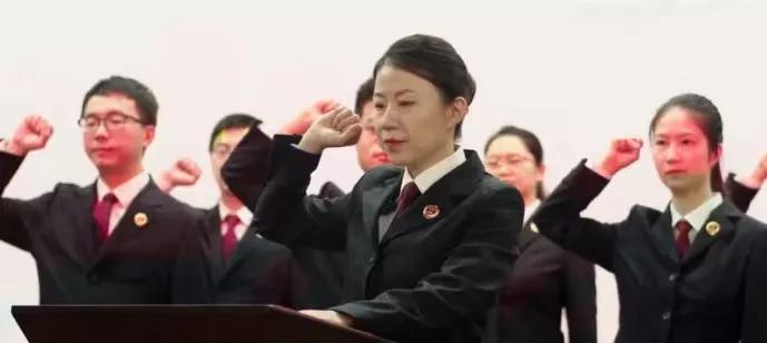 高智商、零口供！女检察官与电脑黑客激烈较量