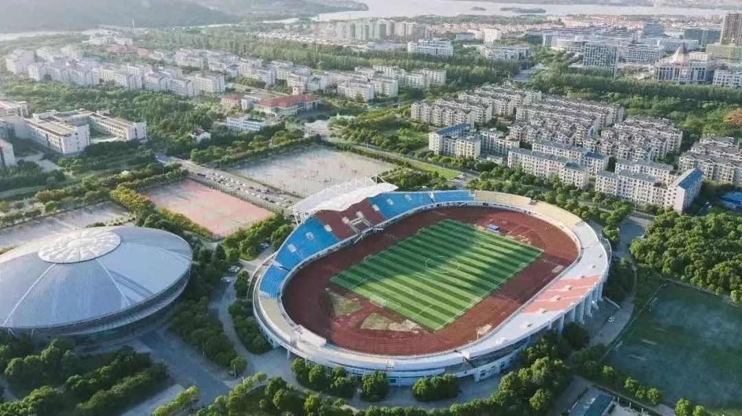 张雪峰吐槽各大高校,张雪峰谈大学奇葩老师