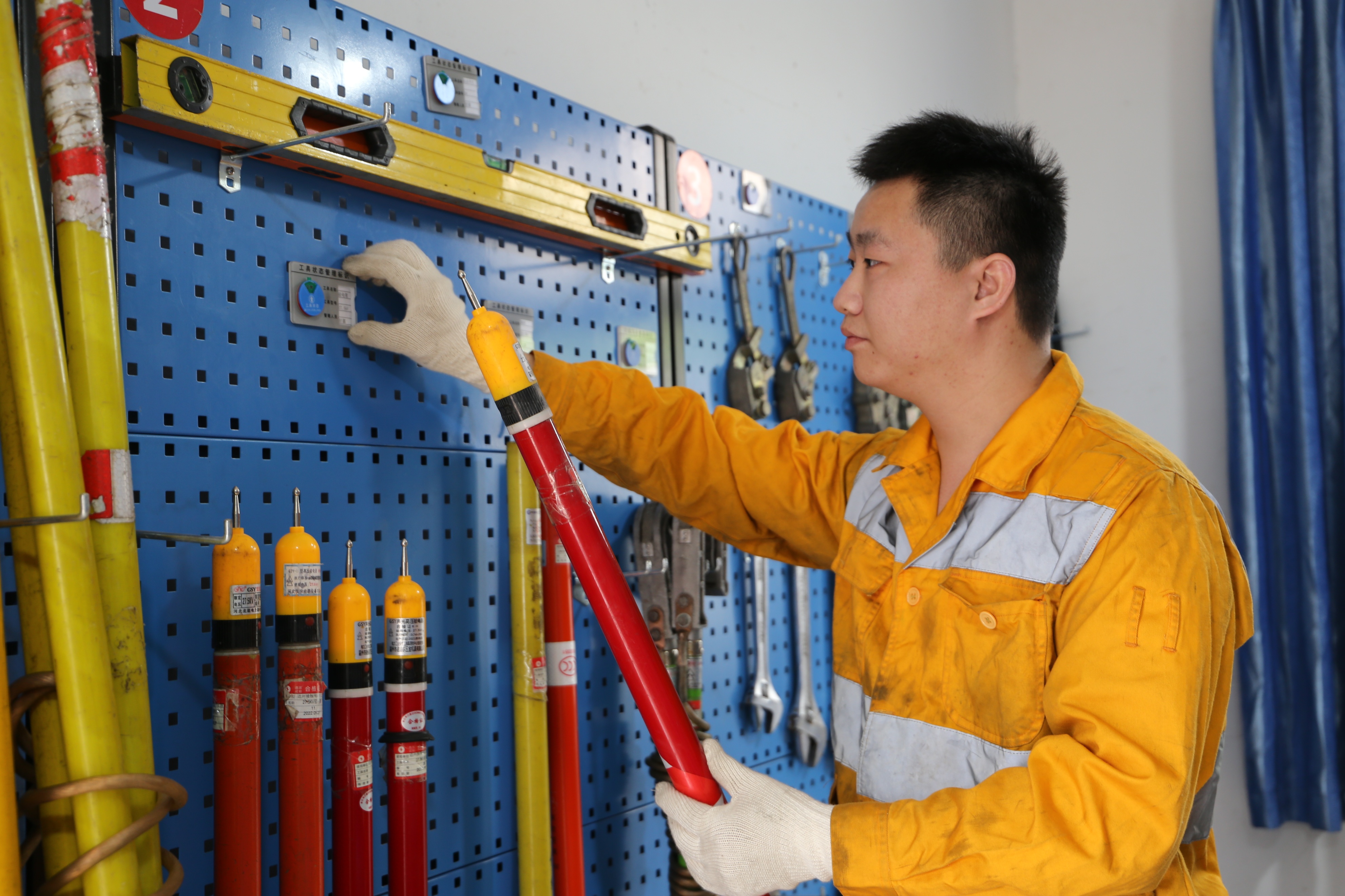 交广会客厅｜“95”后劳模创新记