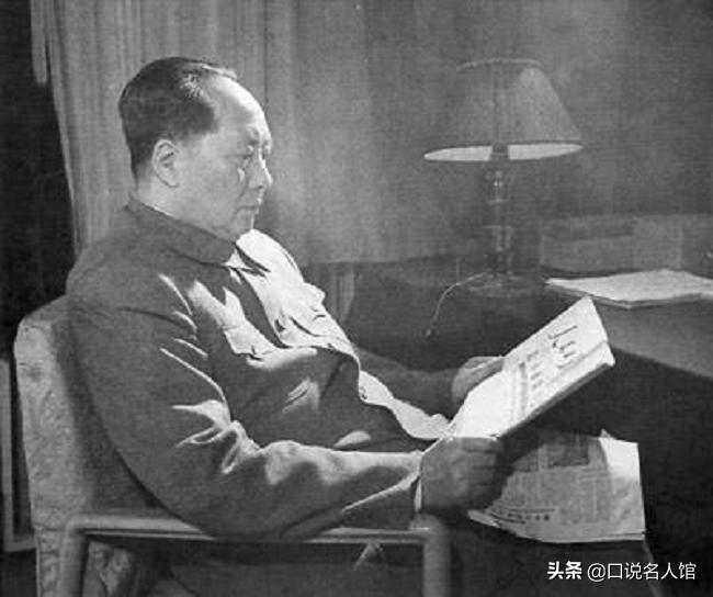 1976年，毛主席晚年看电影，10分钟不到便号啕大哭，被迫中止放映