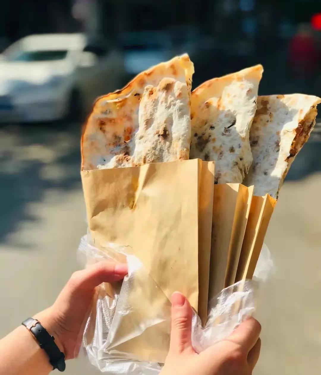 未来昆明最具影响力的美食街,昆明七彩云南附近美食街