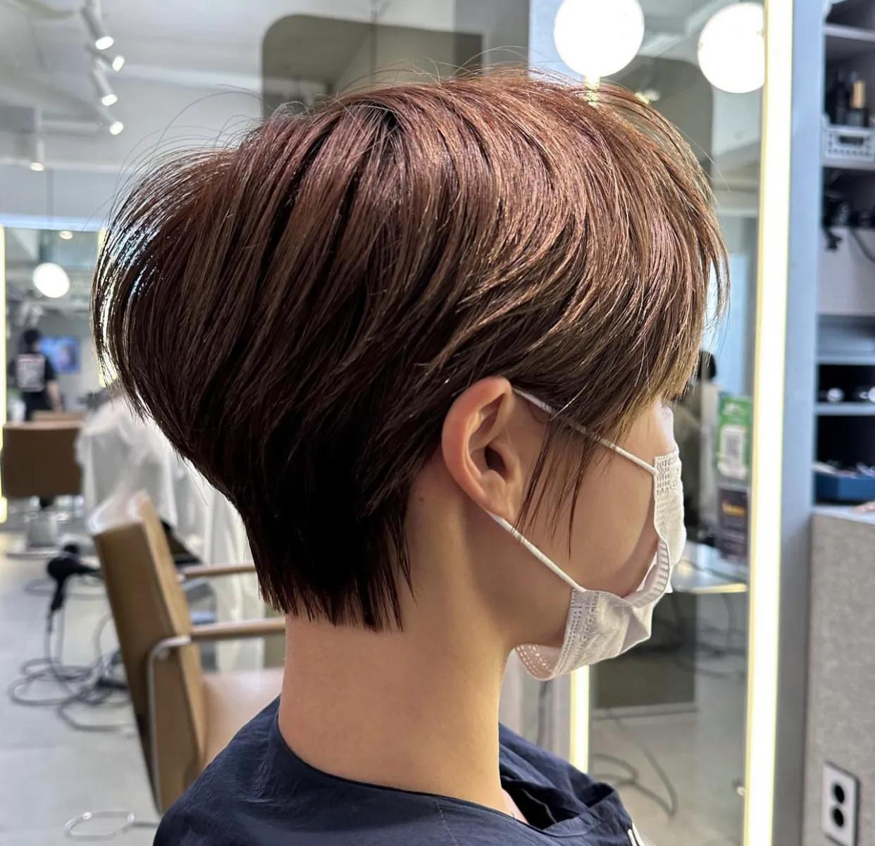 哪些好看又酷又适合女生的短发,流行又酷又帅的女生短发