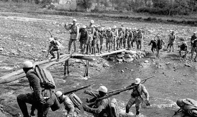 国民党军为什么不打游击,为什么国民党军败得这么快