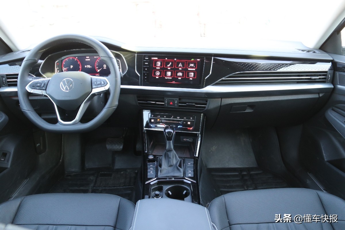 新款帕萨特顶配试驾,新款顶配帕萨特试驾