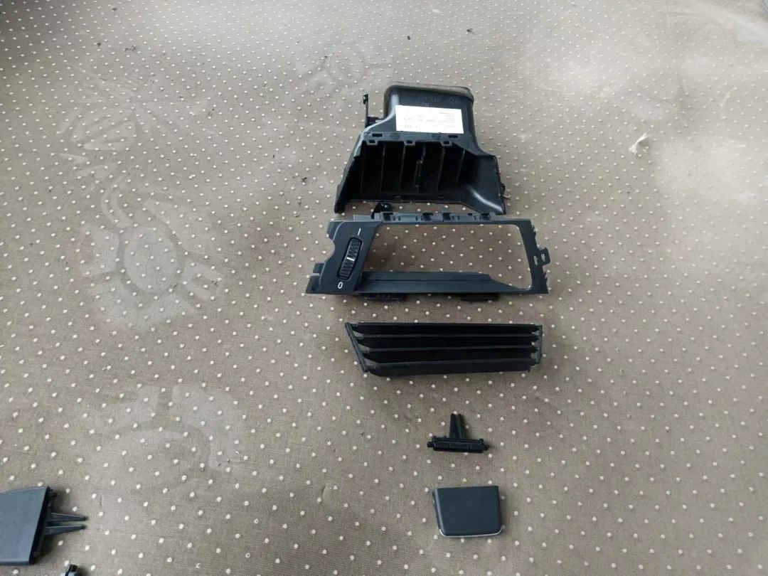 破烂不堪的废旧车变成新车的视频,宝马e90325i