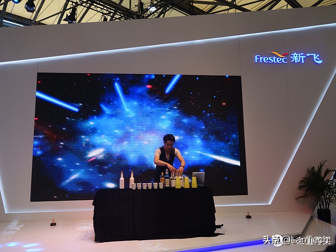 暴走两万步！海量图片带你游览2017年AWE家电展