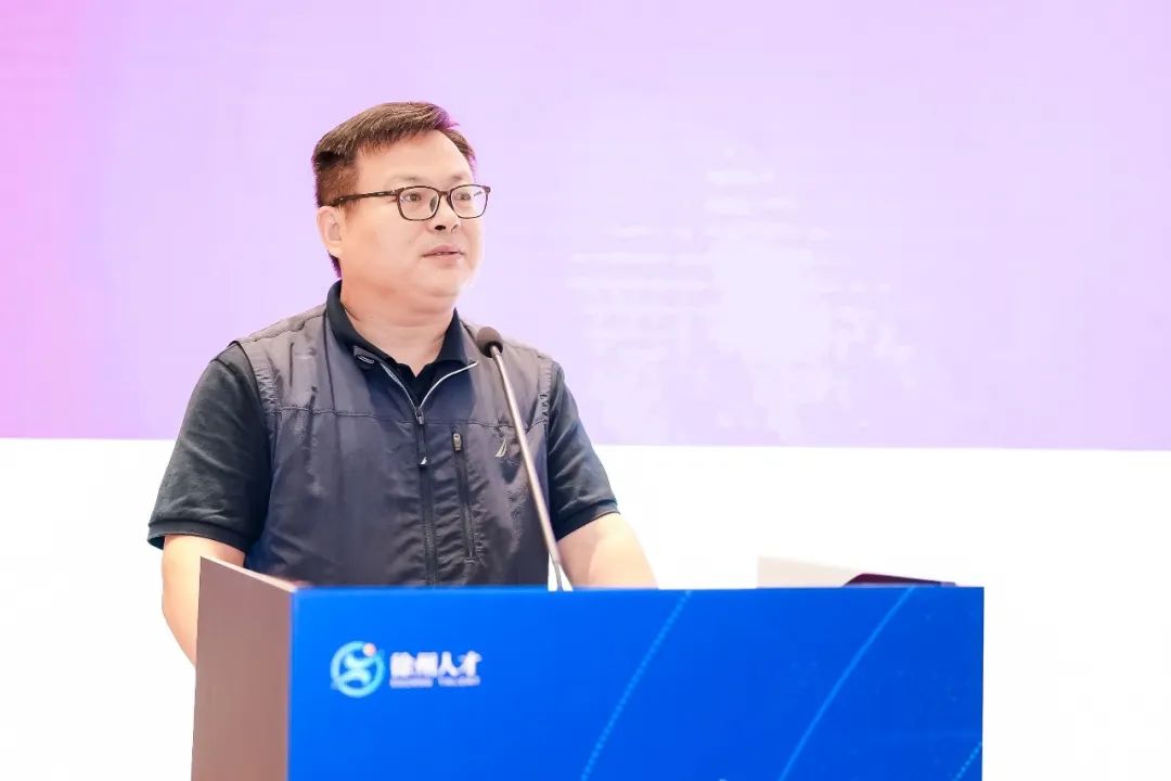 签约8个项目总投资135亿元,8项成果发布25个合作项目签约