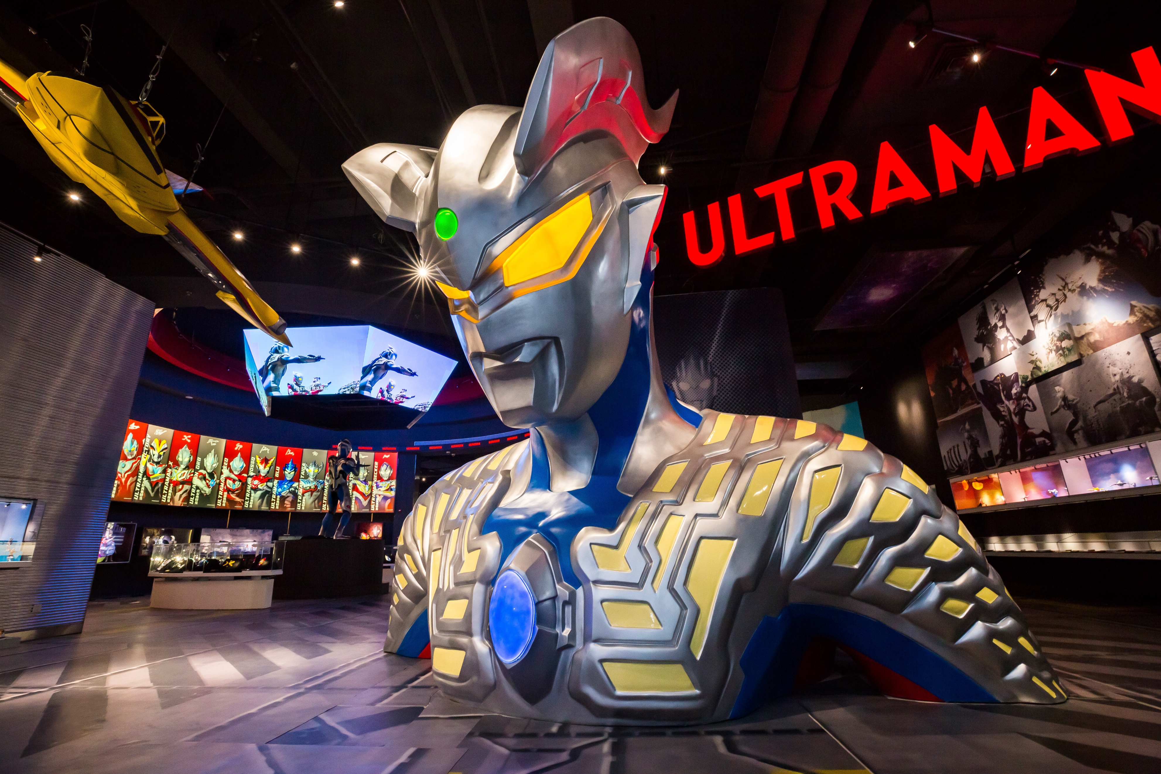 奥特曼在上海海昌“开门”迎客，本土乐园找到了“吸金神器”？