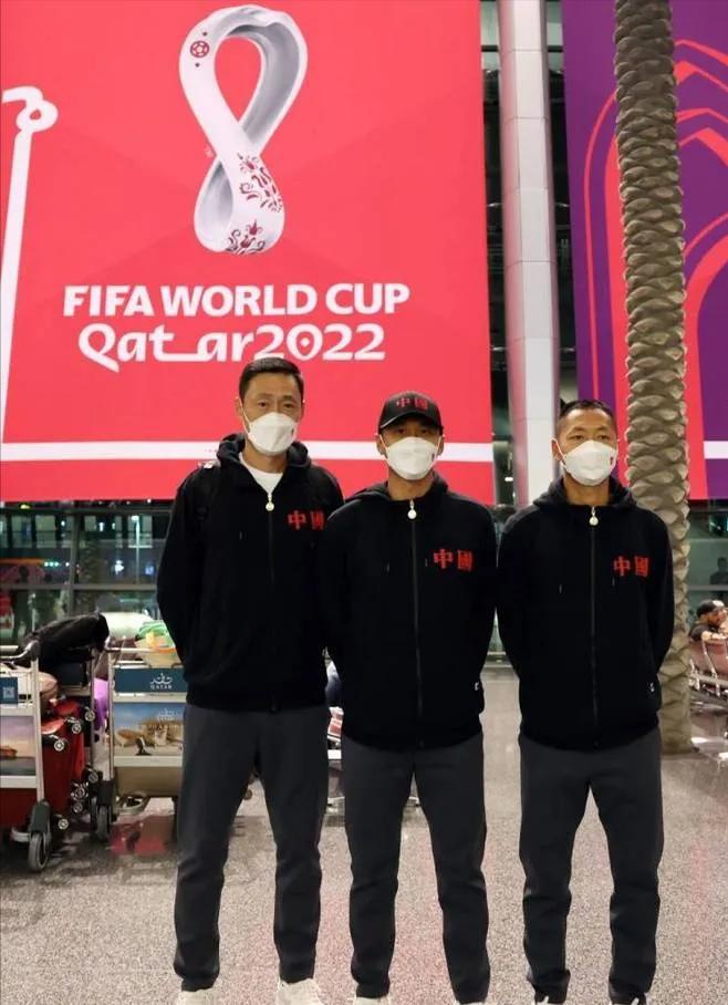 马宁评价国内裁判,卡塔尔世界杯裁判马宁正赛