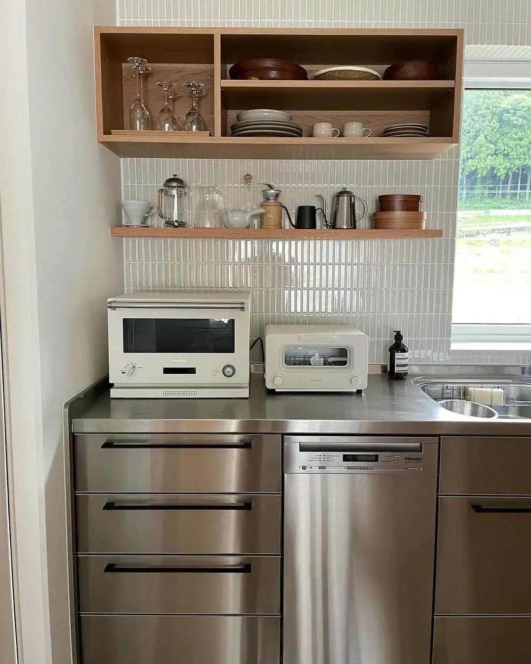 不锈钢橱柜不开裂怎么办,不锈钢橱柜不散热吗