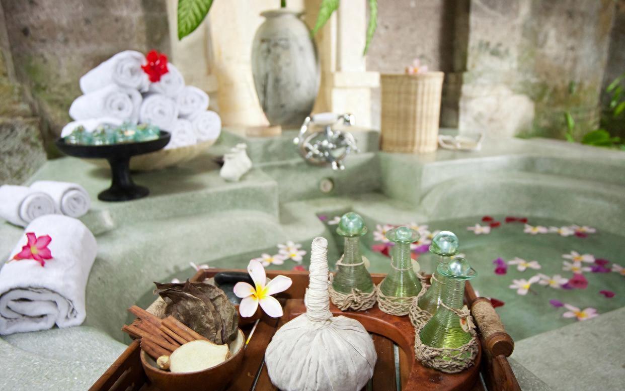 璀璨泡泡乐园：奢享私密水疗宇宙