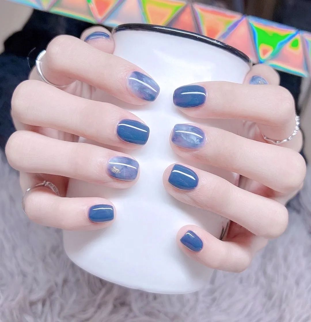 夏日美甲ins显白黄色法式美甲,又好看又超显白的美甲颜色