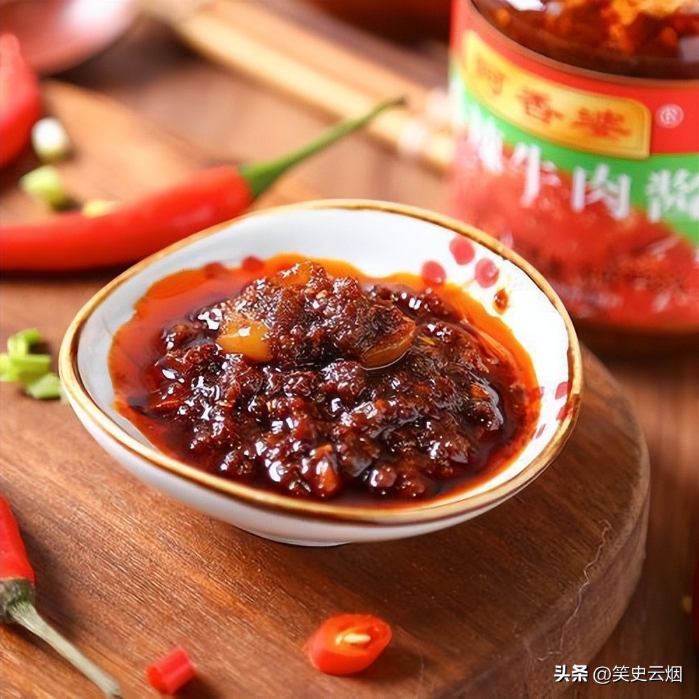 大儿子楼盘烂尾小儿子砸了招牌,大儿子房子被砸