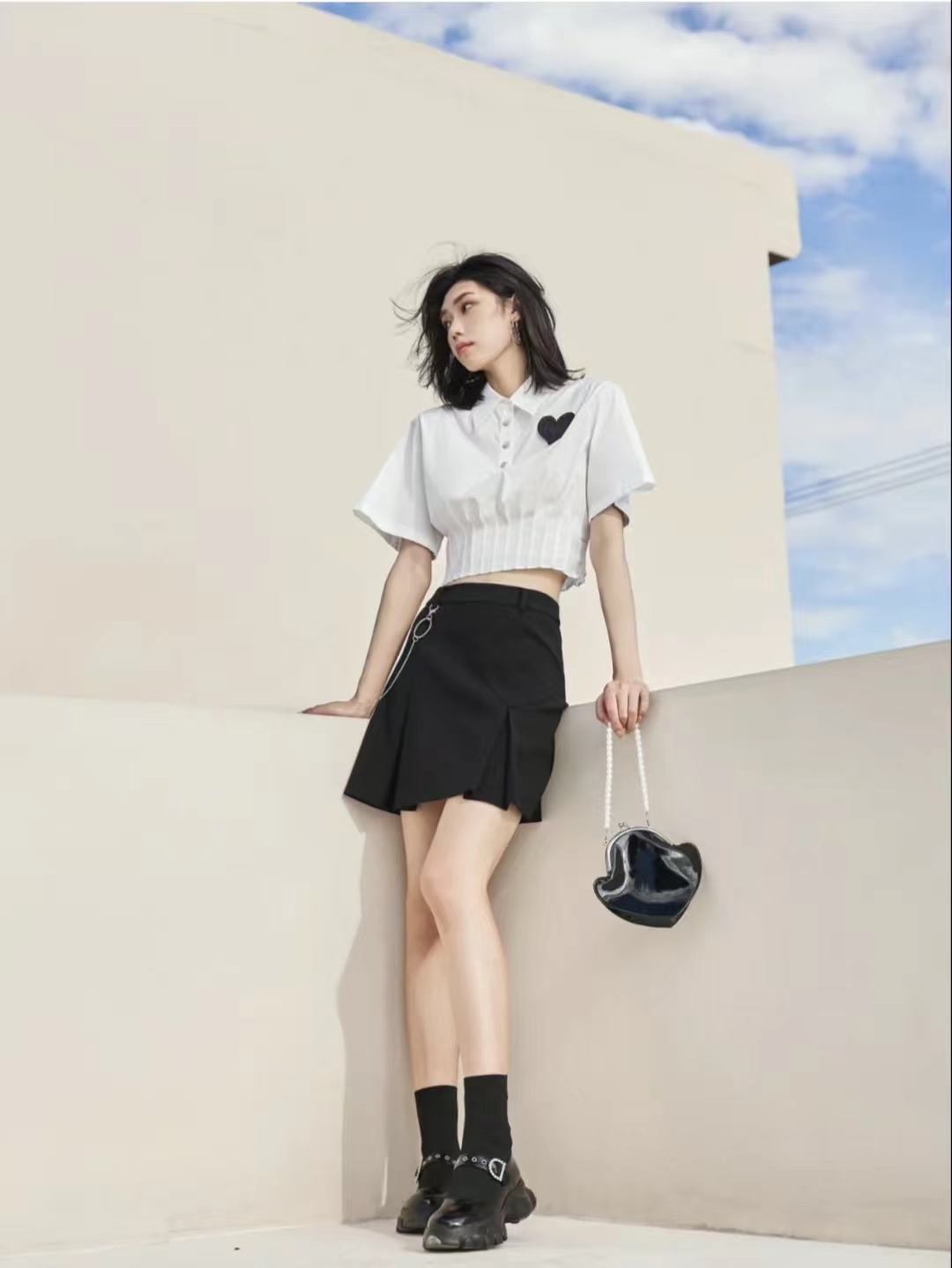 穿黑色半身裙配什么鞋好看夏天,女大码西装垂感半身裙夏天